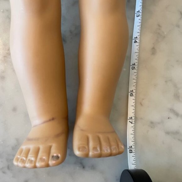 AMERICAN GIRL Doll of the Year 2008 Mia St. Clair - Picture 17 of 17